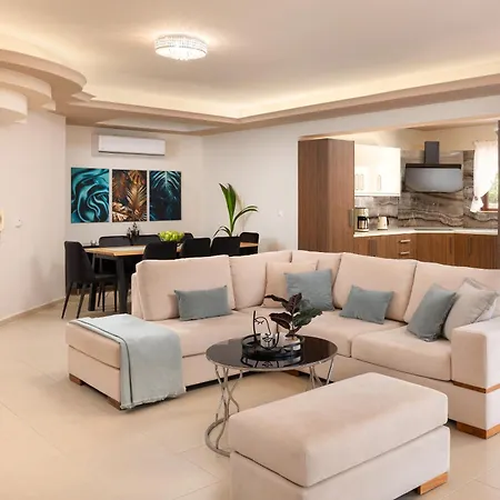 Villa Amarilia House *