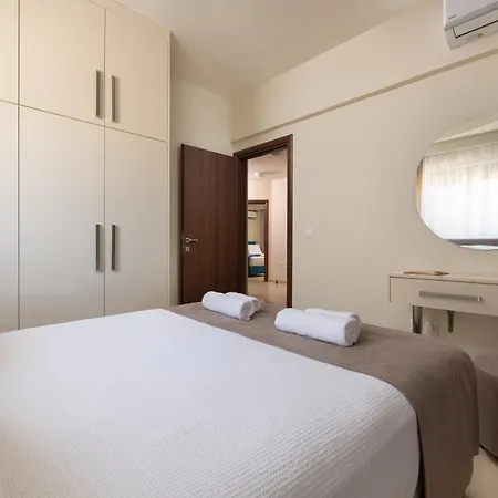 Amarilia House Villa