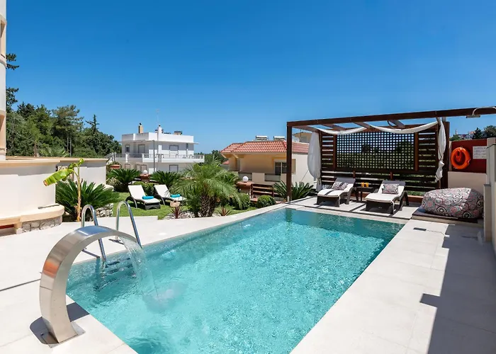 Amarilia House Villa